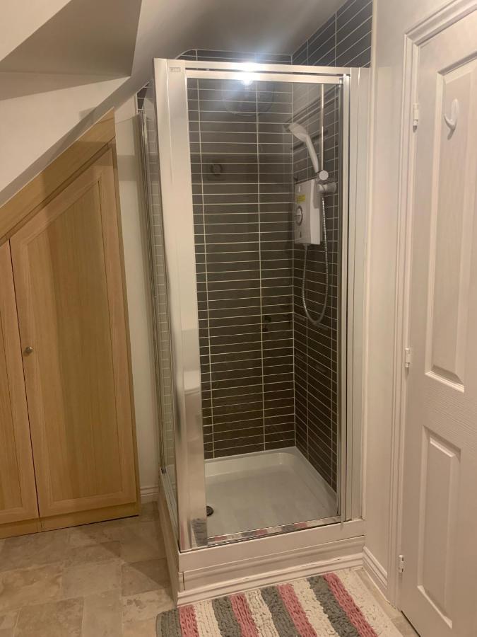 Accommodatie bij particulieren Comfy Double Bedroom In Greater Manchester